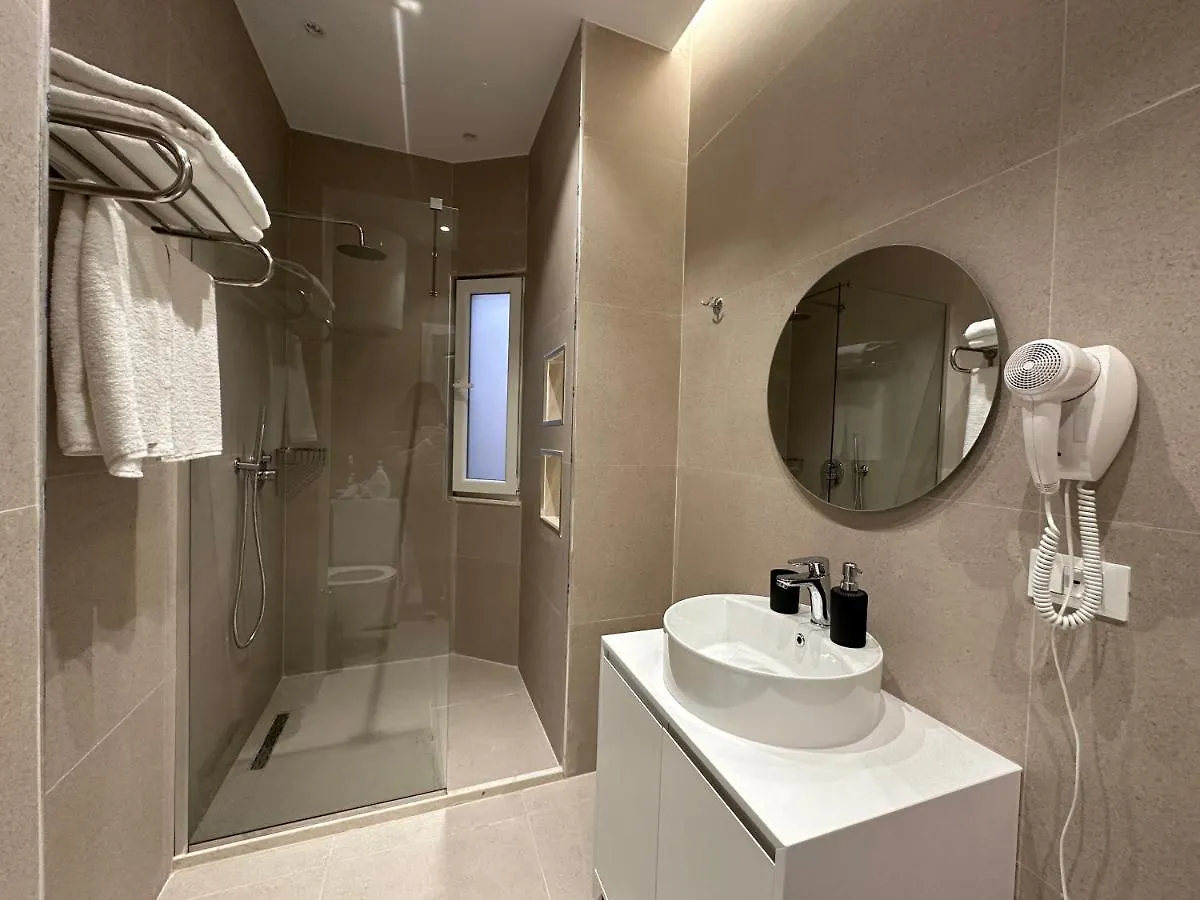 Delux Suite 103 Tirana Albania