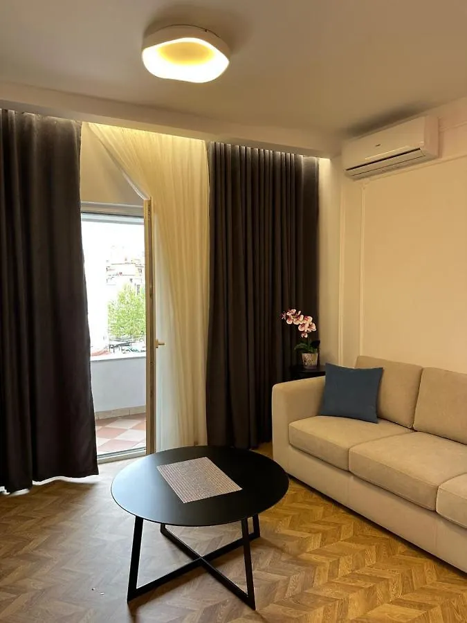 Apartment Delux Suite 103 Tirana Albania